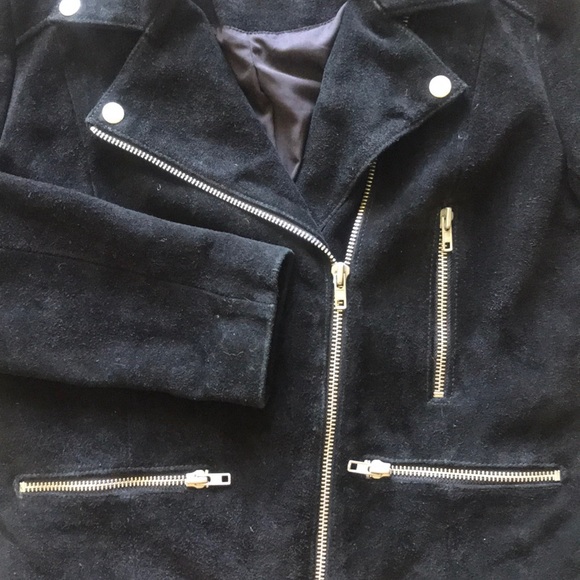 100% SOFT COW LEATHER BLACK MOTO JACKET - Picture 3 of 5